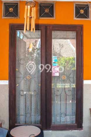 Rumah EXCLUSIVE! di Rungkut, Surabaya, Luas 126m2m² Bangunan 220m2m², HARGA SPESIAL Rumah EXCLUSIVE! di Rungkut, Surabaya, Luas 126m2m² Bangunan 220m2m², HARGA SPESIAL