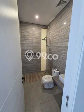 Rumah Modern Minimalis 4 KT Siap Huni di Rungkut Rumah Modern Minimalis 4 KT Siap Huni di Rungkut
