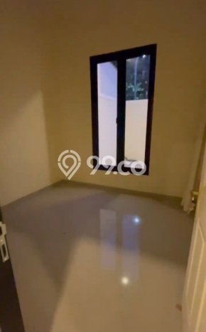 Dijual Cepat Rumah Bagus Siap Huni LB 150m2 di Benowo, Surabaya Dijual Cepat Rumah Bagus Siap Huni LB 150m2 di Benowo, Surabaya