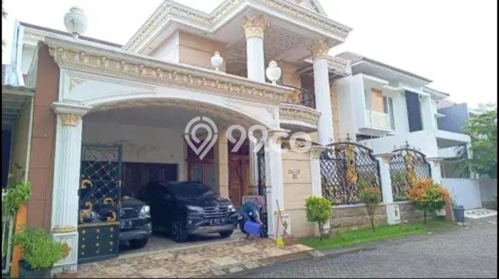 Rumah Elit Modern Tanpa Renovasi di Kebonsari Surabaya Rumah Elit Modern Tanpa Renovasi di Kebonsari Surabaya