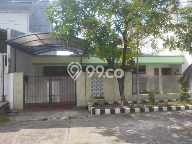 For Sale Rumah 5 Kamar Lokasi Strategis Bagus dan Strategis di Rungkut For Sale Rumah 5 Kamar Lokasi Strategis Bagus dan Strategis di Rungkut