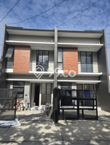 Jual Rumah Bagus Siap Huni LB 180m2 di Rungkut, Surabaya Jual Rumah Bagus Siap Huni LB 180m2 di Rungkut, Surabaya