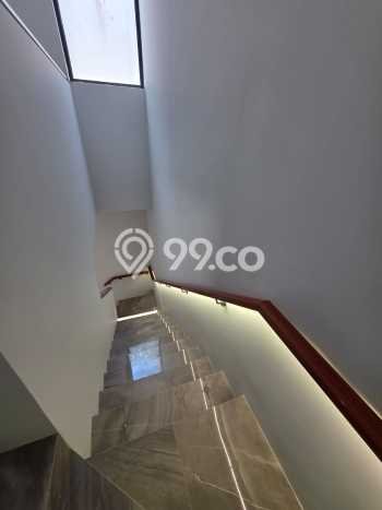 Rumah Modern Minimalis 4 KT Siap Huni di Rungkut Rumah Modern Minimalis 4 KT Siap Huni di Rungkut