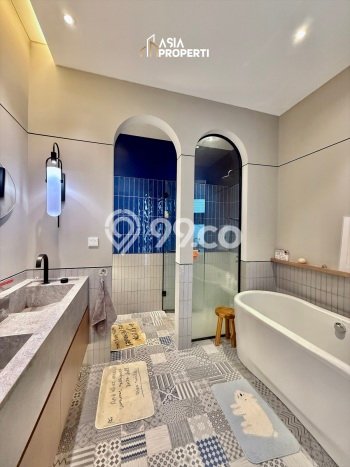 Jual Rumah Mewah Megah Dengan View Cantik di Lebak Bulus, Jakarta Selatan Jual Rumah Mewah Megah Dengan View Cantik di Lebak Bulus, Jakarta Selatan