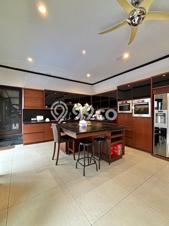 Rumah Elit Modern Siap Huni di Kemang Jakarta Selatan Rumah Elit Modern Siap Huni di Kemang Jakarta Selatan