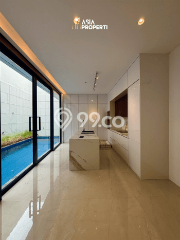 Dijual Rumah Luas Megah Dengan View Eksklusif di Kemang, Jakarta Selatan Dijual Rumah Luas Megah Dengan View Eksklusif di Kemang, Jakarta Selatan