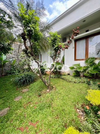 Dijual Rumah Luas Megah Dengan View Eksklusif di Pejaten, Jakarta Selatan Dijual Rumah Luas Megah Dengan View Eksklusif di Pejaten, Jakarta Selatan