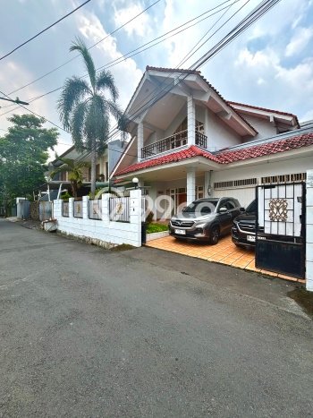 Rumah Mewah LB 350m2 Siap Pakai Desain Elegan di Cipete, Jakarta Selatan Rumah Mewah LB 350m2 Siap Pakai Desain Elegan di Cipete, Jakarta Selatan