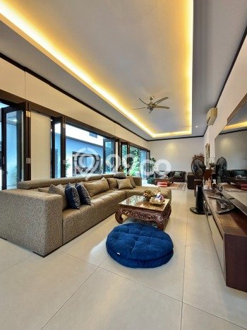 Rumah Elit Modern Siap Huni di Kemang Jakarta Selatan Rumah Elit Modern Siap Huni di Kemang Jakarta Selatan