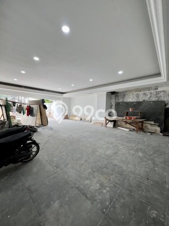 Rumah Elit Modern Siap Huni di Pondok Indah Jakarta Selatan Rumah Elit Modern Siap Huni di Pondok Indah Jakarta Selatan