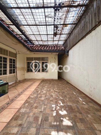Rumah Mewah LB 350m2 Siap Pakai Desain Elegan di Cipete, Jakarta Selatan Rumah Mewah LB 350m2 Siap Pakai Desain Elegan di Cipete, Jakarta Selatan