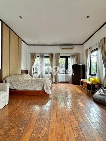 Rumah Elit Modern Siap Huni di Kemang Jakarta Selatan Rumah Elit Modern Siap Huni di Kemang Jakarta Selatan
