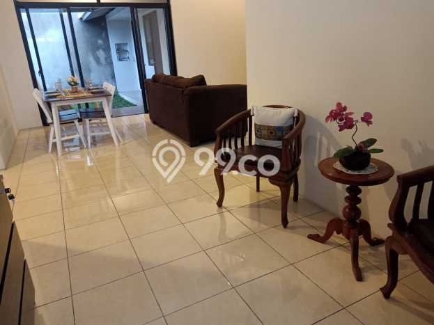 Rumah Elit Modern Tanpa Renovasi di Kota Baru Parahyangan Bandung Rumah Elit Modern Tanpa Renovasi di Kota Baru Parahyangan Bandung