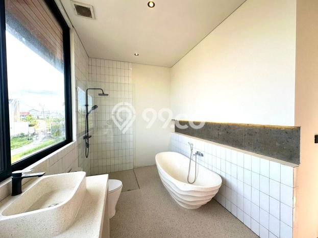 For Sale! Vila di , Luas 225m2m², Posisi Strategis For Sale! Vila di , Luas 225m2m², Posisi Strategis