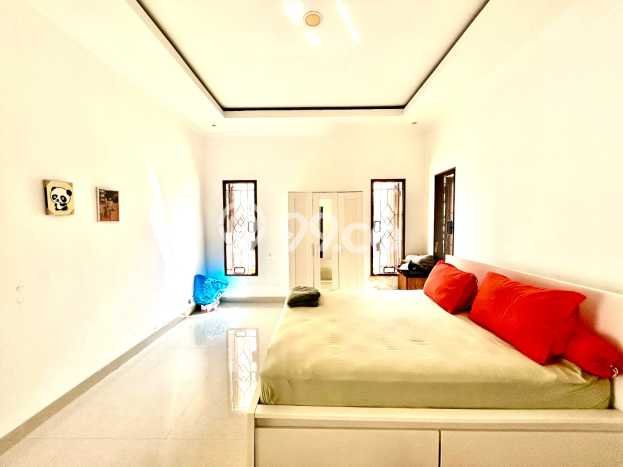 Rumah Mewah dengan 5 Kamar Tidur di Kawasan Elite Jimbaran, Badung Rumah Mewah dengan 5 Kamar Tidur di Kawasan Elite Jimbaran, Badung