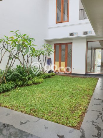 Rumah Elit Modern Siap Huni di Pondok Indah Jakarta Selatan Rumah Elit Modern Siap Huni di Pondok Indah Jakarta Selatan