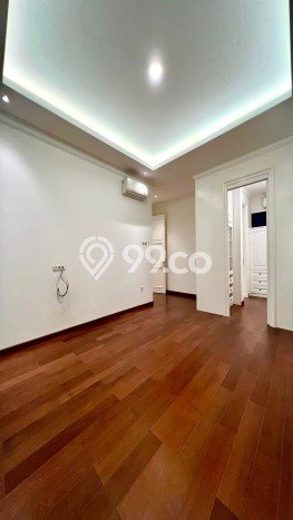 Rumah Luxury Modern Siap Huni di Bintaro Tangerang Selatan Rumah Luxury Modern Siap Huni di Bintaro Tangerang Selatan