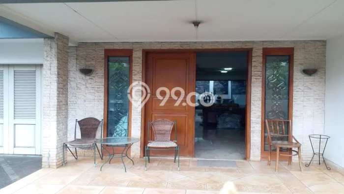 Rumah Elit Modern Tanpa Renovasi di Pejaten Jakarta Selatan Rumah Elit Modern Tanpa Renovasi di Pejaten Jakarta Selatan