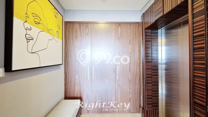 Apartemen Kawasan , 2 KM, Luas 143m2m² Apartemen Kawasan , 2 KM, Luas 143m2m²