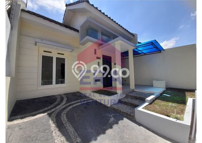 Rumah di , Malang, LT 123m2m² LB 100m2m² - SEGERA MILIKI! Rumah di , Malang, LT 123m2m² LB 100m2m² - SEGERA MILIKI!
