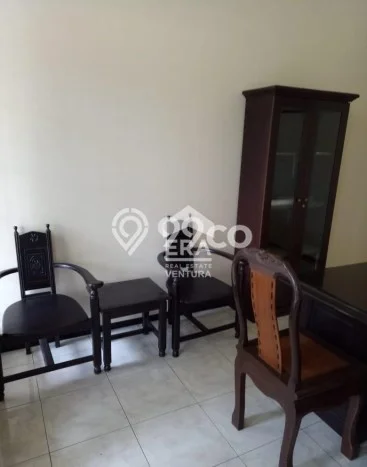 HARGA SPESIAL! Rumah Modern area , Malang, LT 370m2m² Bangunan 250m2m² Bisa Nego! HARGA SPESIAL! Rumah Modern area , Malang, LT 370m2m² Bangunan 250m2m² Bisa Nego!