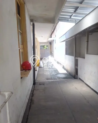 Rumah Asri area Klojen, 2 KM, Bebas Banjir Rumah Asri area Klojen, 2 KM, Bebas Banjir