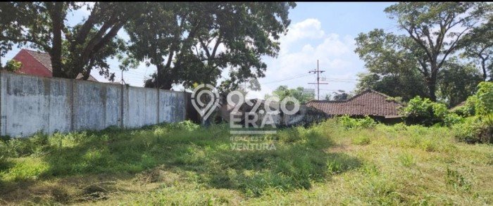 KAWASAN BISNIS! Komersial di , Luas 400m2m², Area Premium KAWASAN BISNIS! Komersial di , Luas 400m2m², Area Premium