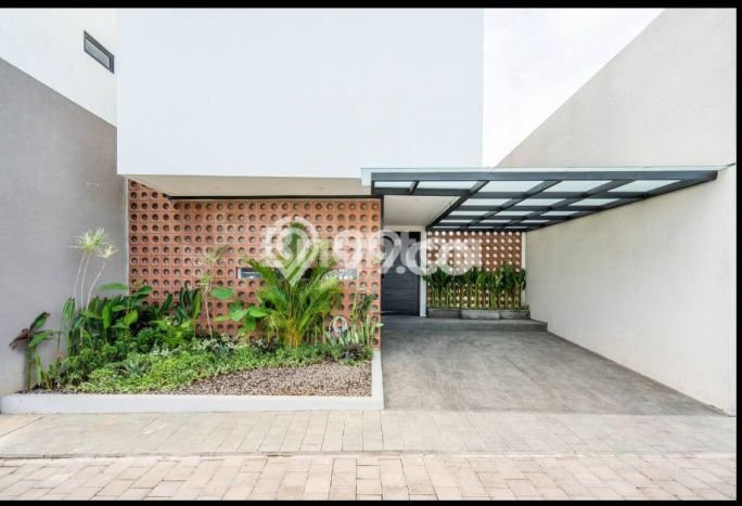 Rumah Disewakan Badung LT 155m2 LB 200m2 Kawasan Kerobokan Rumah Disewakan Badung LT 155m2 LB 200m2 Kawasan Kerobokan