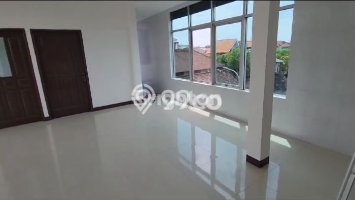 AREA SUPER PREMIUM! Ruko di Kuta, Luas 290m2m², Ramai Pembeli AREA SUPER PREMIUM! Ruko di Kuta, Luas 290m2m², Ramai Pembeli