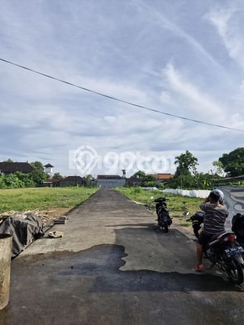 Tanah di Denpasar Timur, Luas 100m2m², Dekat Jalan Utama Tanah di Denpasar Timur, Luas 100m2m², Dekat Jalan Utama