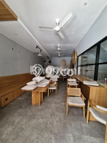 LOKASI STRATEGIS! Ruko di , Luas 125m2m², Kawasan Berkembang, Ready Operasional LOKASI STRATEGIS! Ruko di , Luas 125m2m², Kawasan Berkembang, Ready Operasional