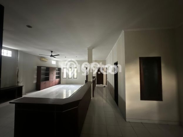 For Rent Ruko Kawasan , Luas 250m2m², Lokasi Strategis, Ready Pakai For Rent Ruko Kawasan , Luas 250m2m², Lokasi Strategis, Ready Pakai