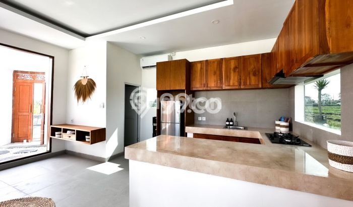 For Rent Vila Strategis di , Area 180m2m², Dekat ke Badung, Badung For Rent Vila Strategis di , Area 180m2m², Dekat ke Badung, Badung