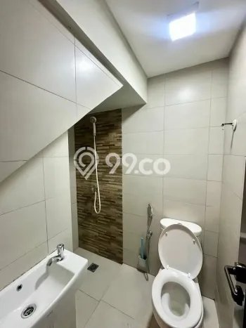 Disewakan! Rumah 3 Kamar Tidur &
3 Kamar Mandi di Summarecon Bekasi, Bekasi Disewakan! Rumah 3 Kamar Tidur &
3 Kamar Mandi di Summarecon Bekasi, Bekasi