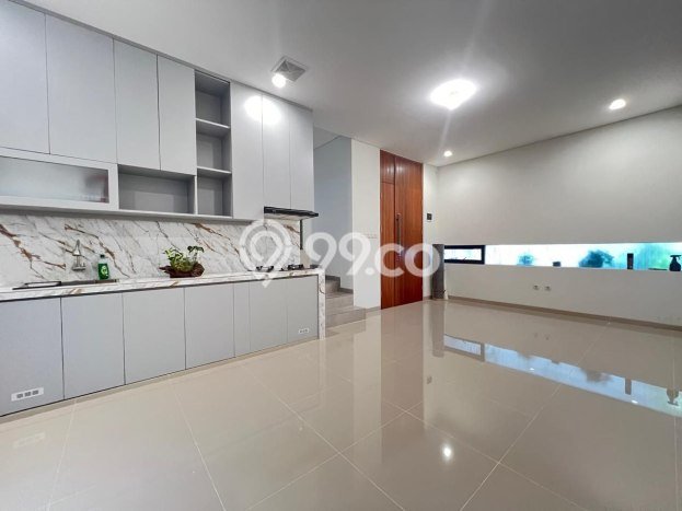 Rumah Luas Asri 3 KT Siap Pakai di Pondok Kelapa Jakarta Timur Rumah Luas Asri 3 KT Siap Pakai di Pondok Kelapa Jakarta Timur