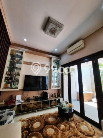 Rumah Elit LB 200m2 Siap Pakai Desain Elegan di Harapan Indah, Bekasi Rumah Elit LB 200m2 Siap Pakai Desain Elegan di Harapan Indah, Bekasi