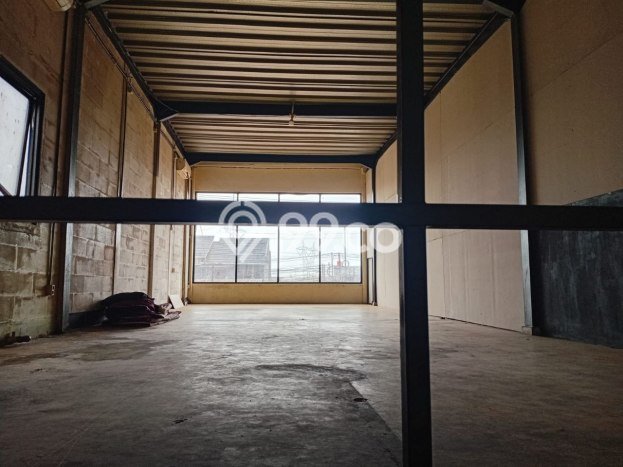 Ruko Disewa di Depok dengan LB 140m2 Area Komersial Ramai Ruko Disewa di Depok dengan LB 140m2 Area Komersial Ramai