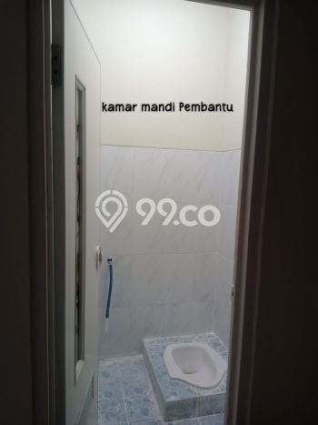 Rumah di Tembalang, 3 KT, Dekat Pusat Kota, LT 180m² LB 170m² Rumah di Tembalang, 3 KT, Dekat Pusat Kota, LT 180m² LB 170m²