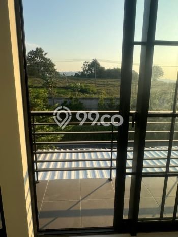 Rumah kawasan Tembalang, 3 KT, Lingkungan Elite, LT 120m² LB 124m² Rumah kawasan Tembalang, 3 KT, Lingkungan Elite, LT 120m² LB 124m²