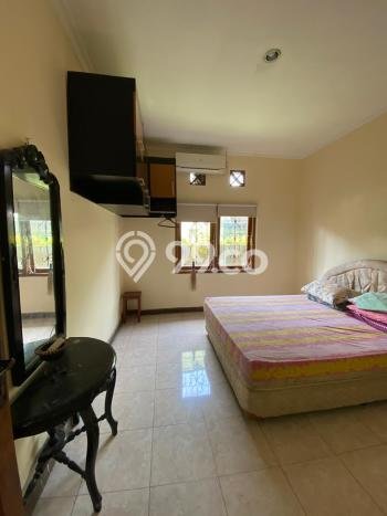 Lokasi strategis! Rumah siap pakai disewakan di Ngaglik LB 150m2 Lokasi strategis! Rumah siap pakai disewakan di Ngaglik LB 150m2