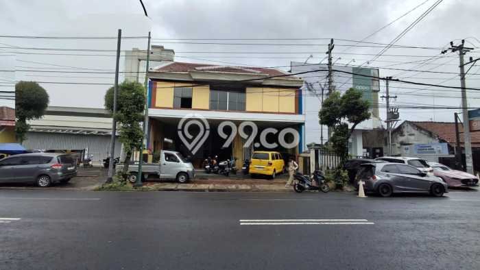 Ruko paling strategis disewakan di Mantrijeron Yogyakarta Ruko paling strategis disewakan di Mantrijeron Yogyakarta
