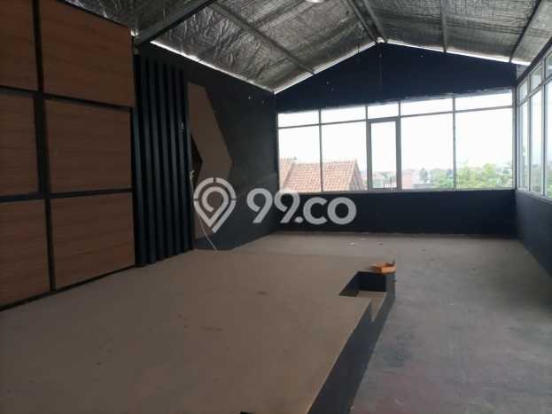 Disewakan Ruko Kawasan Depok, Luas 500m², Area Premium, Ready Untuk Dipakai Disewakan Ruko Kawasan Depok, Luas 500m², Area Premium, Ready Untuk Dipakai