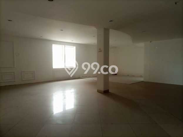 Disewakan Ruko Kawasan Depok, Luas 500m², Area Premium, Ready Untuk Dipakai Disewakan Ruko Kawasan Depok, Luas 500m², Area Premium, Ready Untuk Dipakai