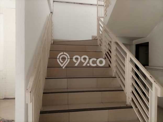 Disewakan Ruko Kawasan Depok, Luas 500m², Area Premium, Ready Untuk Dipakai Disewakan Ruko Kawasan Depok, Luas 500m², Area Premium, Ready Untuk Dipakai