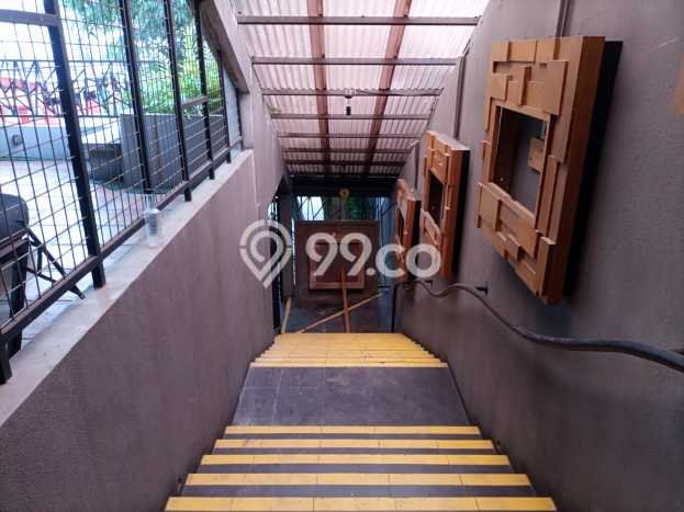 LOKASI STRATEGIS! Komersial Disewakan Kawasan Depok, Luas 386m², Area Berkembang LOKASI STRATEGIS! Komersial Disewakan Kawasan Depok, Luas 386m², Area Berkembang
