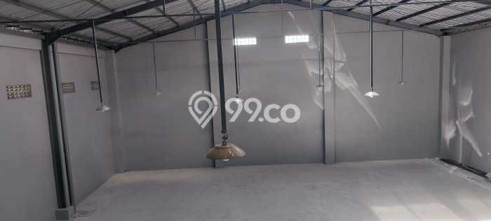 Unit Gudang disewakan di Banguntapan Bantul dengan LT 816m2 / LB 408m2 Unit Gudang disewakan di Banguntapan Bantul dengan LT 816m2 / LB 408m2