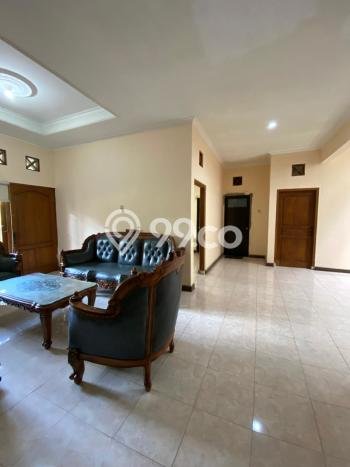 Lokasi strategis! Rumah siap pakai disewakan di Ngaglik LB 150m2 Lokasi strategis! Rumah siap pakai disewakan di Ngaglik LB 150m2