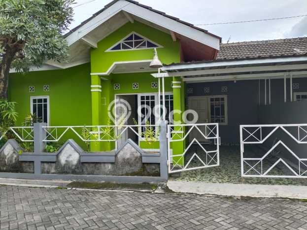 RARE UNIT! Rumah kawasan Depok, 2 KM, Pemandangan Indah, Luas 90m² LB 60m² RARE UNIT! Rumah kawasan Depok, 2 KM, Pemandangan Indah, Luas 90m² LB 60m²