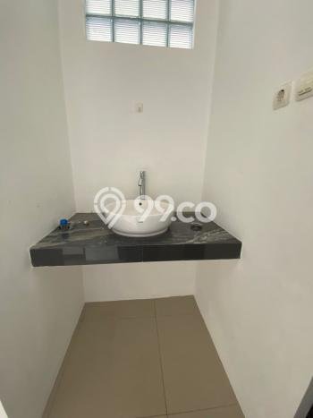 Area Strategis! Disewakan Ruko Lokasi Tegalrejo, Yogyakarta Cocok untuk Bisnis Area Strategis! Disewakan Ruko Lokasi Tegalrejo, Yogyakarta Cocok untuk Bisnis