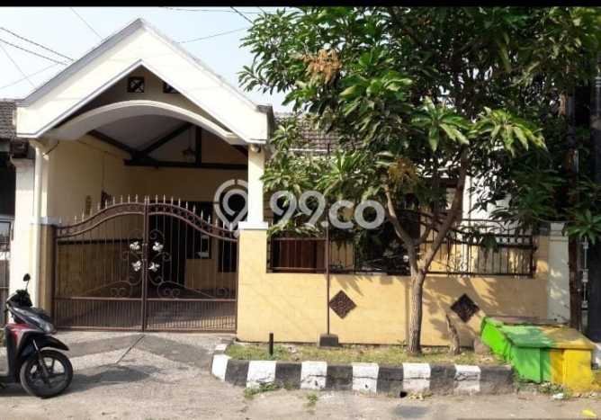 Dijual Cepat Rumah Favorit Siap Huni LB 120m2 di Wiyung, Surabaya Dijual Cepat Rumah Favorit Siap Huni LB 120m2 di Wiyung, Surabaya